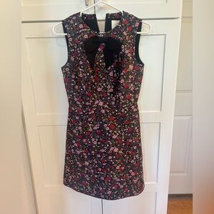 Kate Spade Floral Sleeveless Dress. Comes with a removable collar and bow.